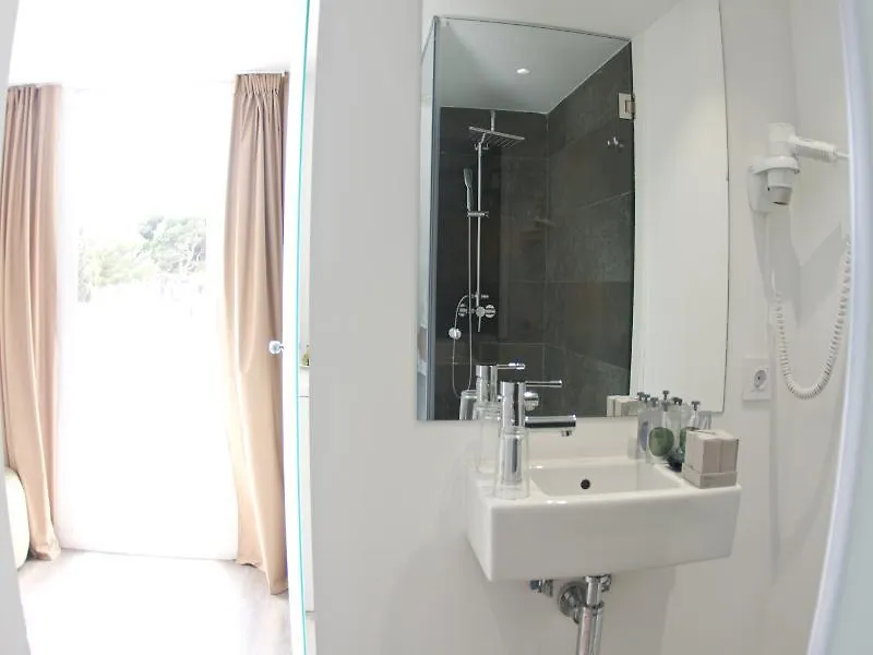 Apartamentos Triton 칼라 라트자다 4*,
