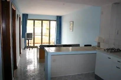 Apartamentos Triton 칼라 라트자다